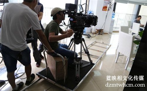 北京蓝映相文化传媒教你公司宣传片拍摄特效布光法